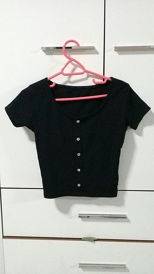 sade crop top