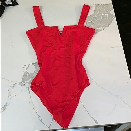 bershka sıfir bodysuit