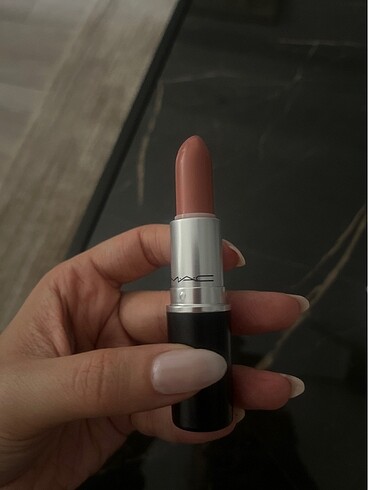 Beden Mac honey love 605