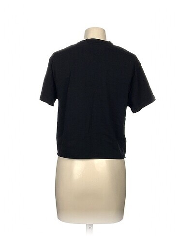 m Beden Mavi Jeans T-shirt %70 İndirimli.