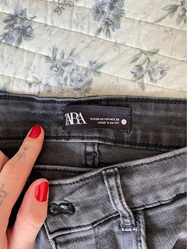 38 Beden Zara antrasit jean