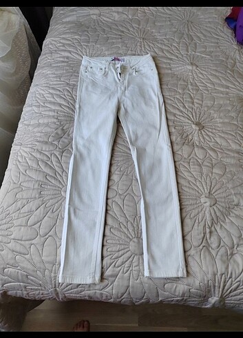s Beden beyaz Renk Beyaz dar paça pantolon 