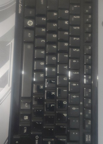 Toshiba Sattelite A305 Special Edition Üst Kasa - Görsel 4