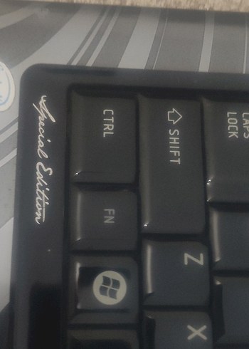 Toshiba Sattelite A305 Special Edition Üst Kasa - Görsel 3