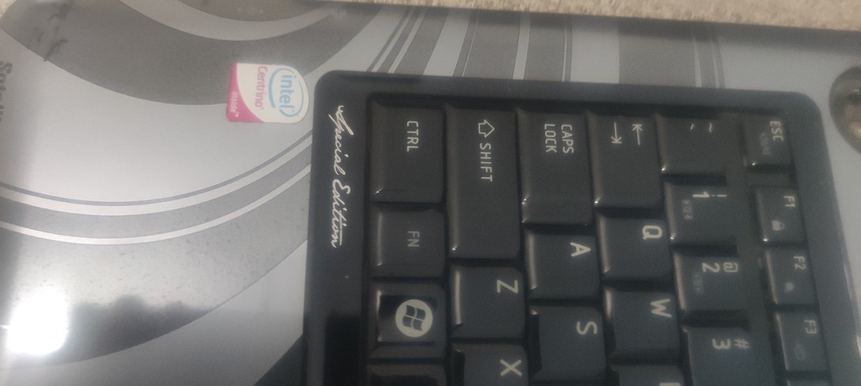 Toshiba Sattelite A305 Special Edition Üst Kasa - Görsel 3