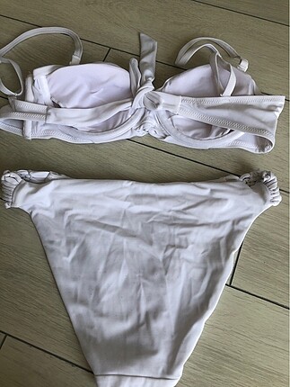 36 Beden beyaz Renk Penti beyaz bikini