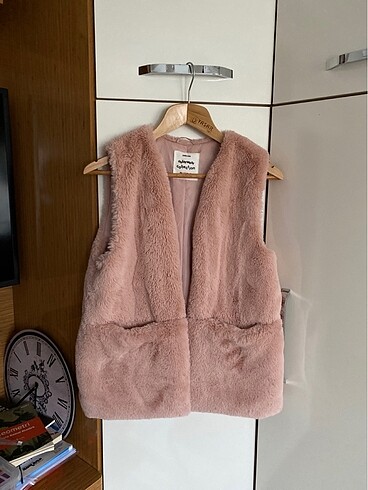 Zara Kids peluş yelek yepyeni