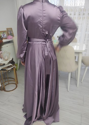 Uzun Kollu Mor Saten Abiye Elbise - Görsel 5