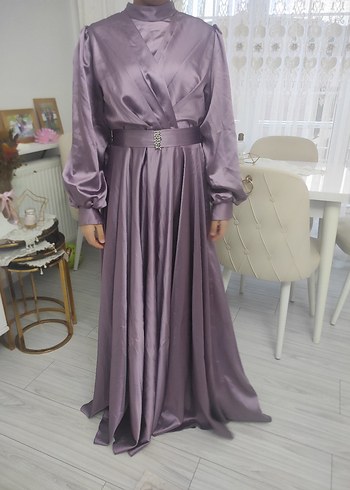 Uzun Kollu Mor Saten Abiye Elbise - Görsel 8