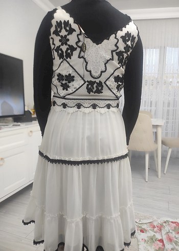 Dantel İşlemeli Beyaz Bohem kısa elbise - Görsel 5