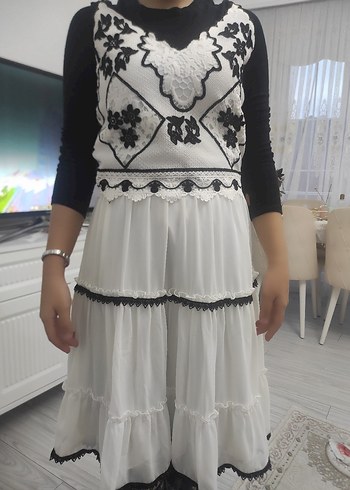 Dantel İşlemeli Beyaz Bohem kısa elbise - Görsel 2