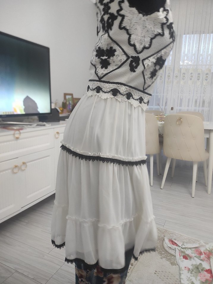 Dantel İşlemeli Beyaz Bohem kısa elbise - Görsel 4