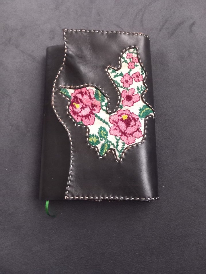Nakışlı Deri Kadın Cüzdanı - Görsel 4