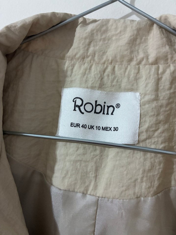 Robin Trençkot - Görsel 2