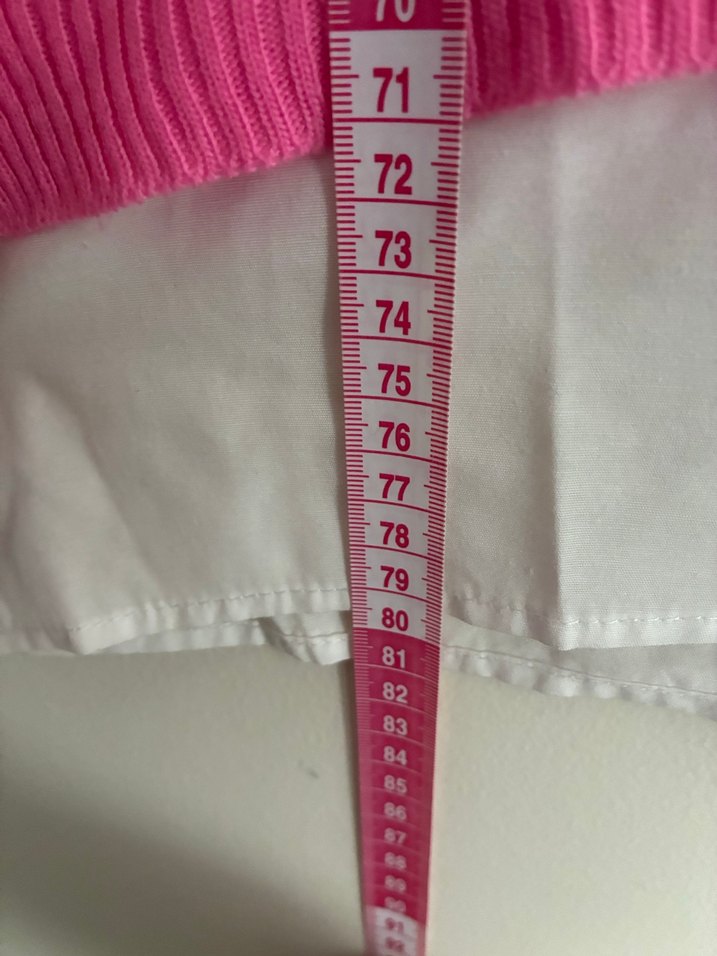 Pembe Boğazlı Triko Süveter - Görsel 3