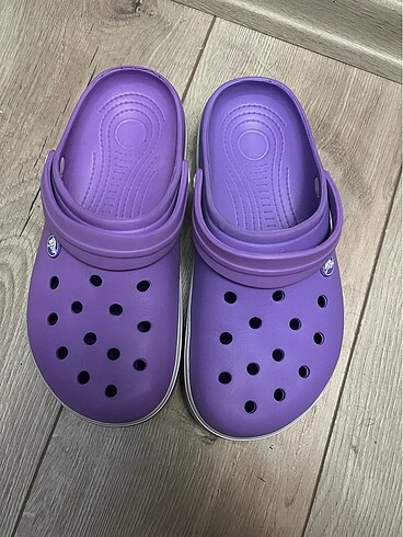 39 Beden Mor crocs terlik