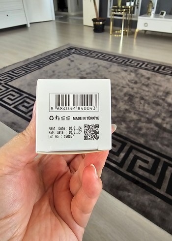 Yves Rocher BAGA Dış Genital Bölge Beyazlatıcı Krem 100ml elimde 3 adet var