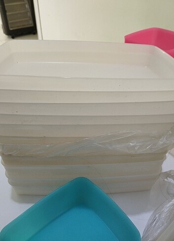 Tupperware Antartika serisi gövde