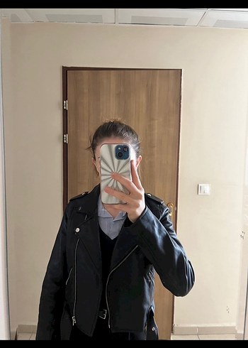 Pull and Bear Kadın Siyah Deri Biker Ceket
