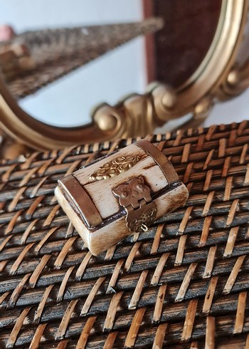 Antika kemik prinç küçük takı kutusu - Görsel 2