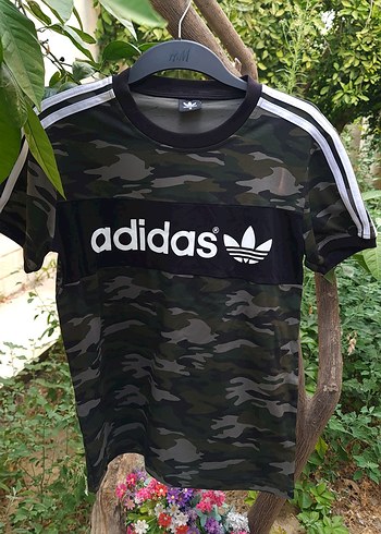 s/m Beden Adidas Kamuflaj Desenli tişört