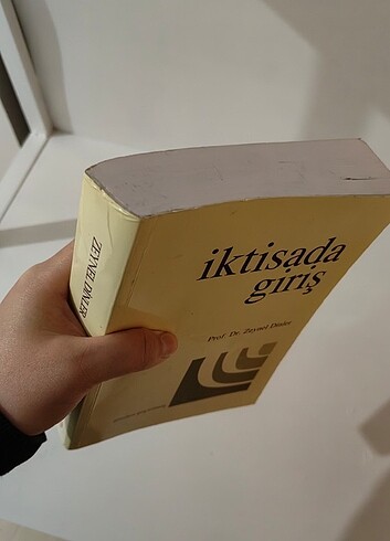 İktisada giriş kitabı  - Görsel 2