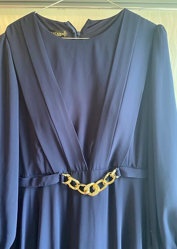 Zincir Detaylı Mavi Uzun Abiye Elbise - Görsel 5