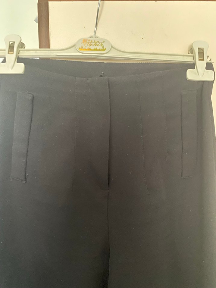 Kadın Siyah Midi Kumaş Pantolon - Görsel 2