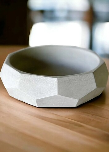 Aranjman Beton Saksı