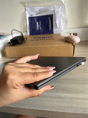 Beden Casper Nirvana notebook X600