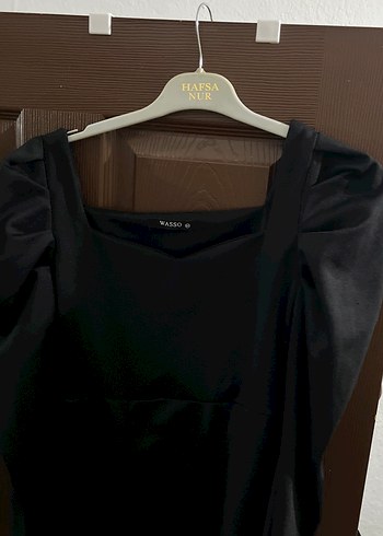 Uzun Siyah V Yaka Gotik Kadın Elbise - Görsel 3