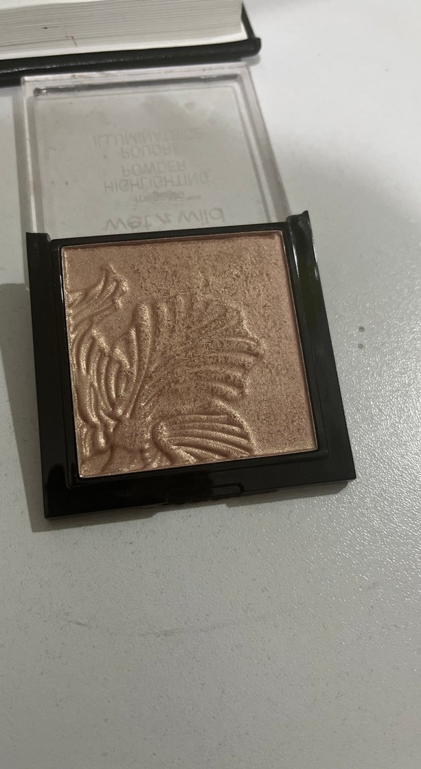 Wet n Wild Beige Aydınlatıcı Pudra - Görsel 2