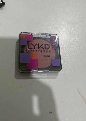 Koyu Kahverengi lykd Allık - Görsel 3