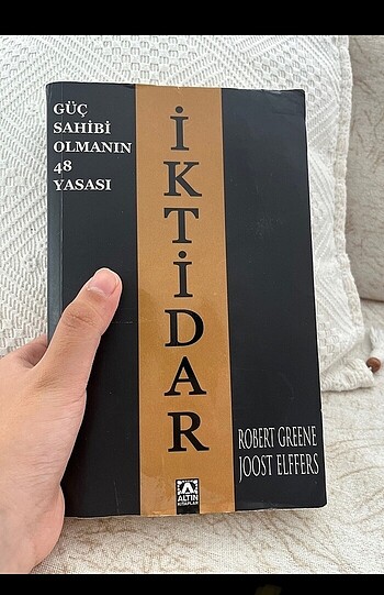 İktidar güç sahibi olmanın 48 yasası