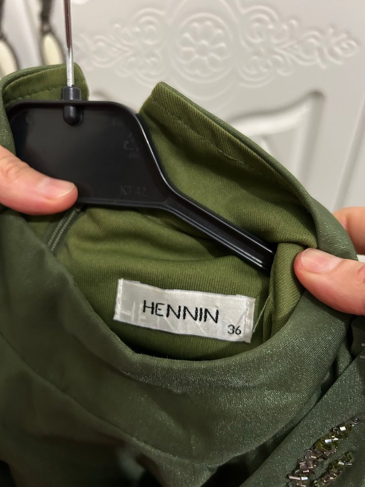 koyu yeşil tesettür abiye - Görsel 4