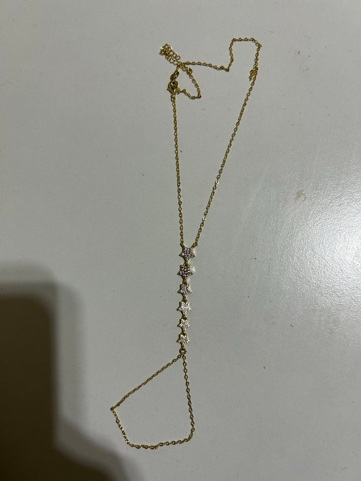 Yıldız Detaylı Altın Renkli Kadın El Zinciri - Görsel 4