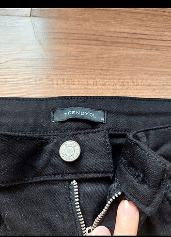m Beden Trendyolmilla solmayan siyah yüksek bel fitted jeans skinny