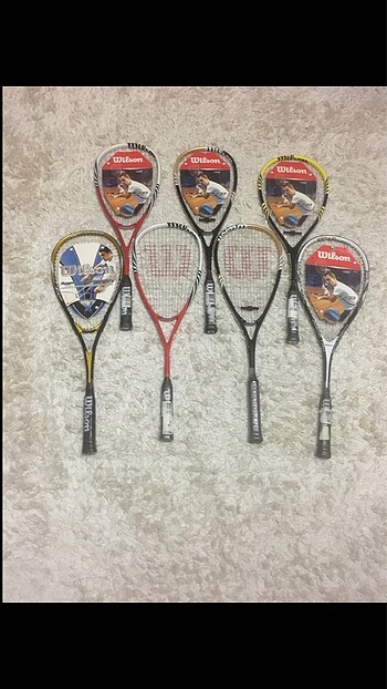 Wilson Orta Seviye Squash Raketleri