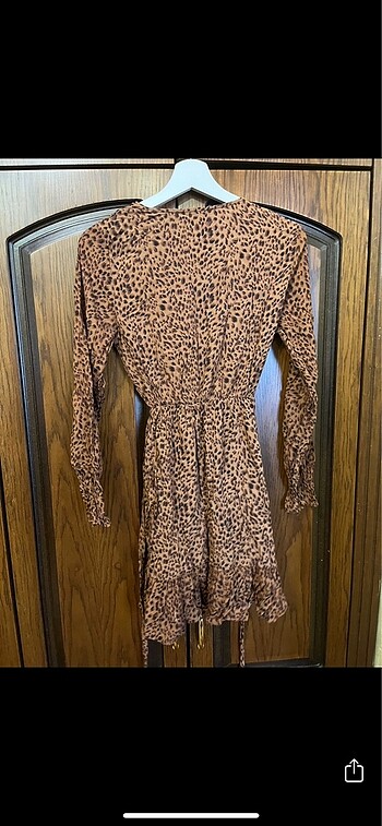 l Beden Leopar desenli elbise