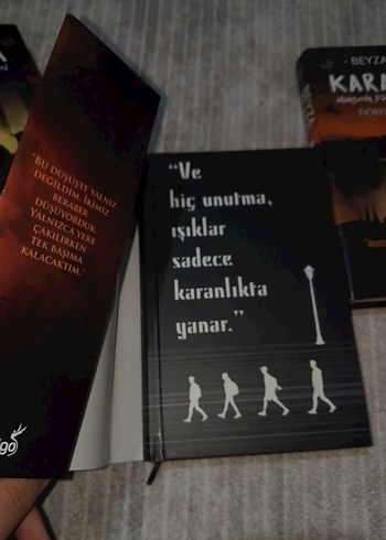  Beden Renk Beyza Alkoç - Karantina Roman Serisi