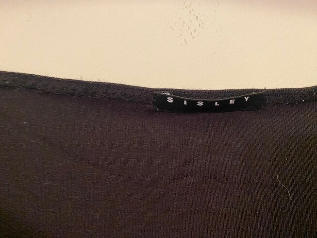 m Beden siyah Renk Sisley marka orjinal omuzları açık şık abiye penye bluz