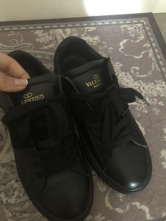 Valentino Valentino Siyah