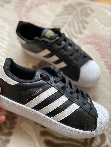 Adidas Superstar