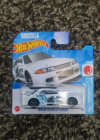 Hot Wheels R32