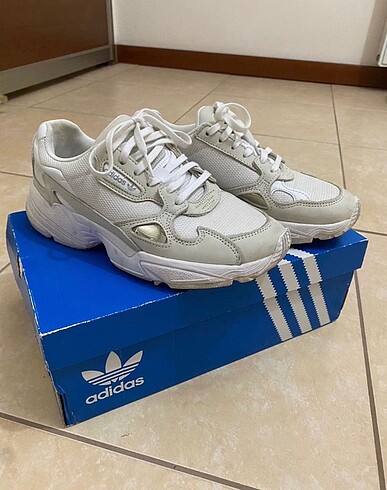 Orjinal adidas ayakkabı