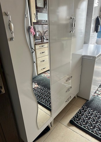 Beyaz Gardırops - Görsel 2