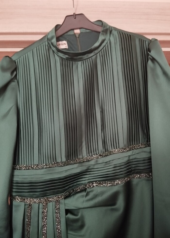 Zümrüt abiye - Görsel 4