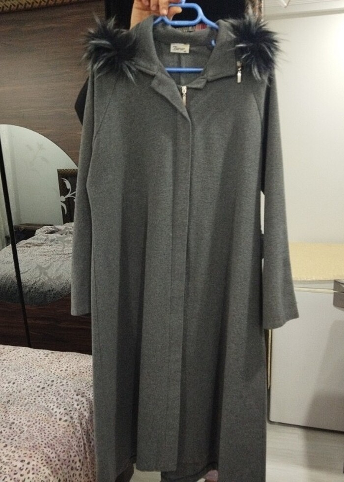 Kapüşonlu kaban - Görsel 4