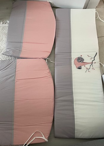 Civil Pembe Gri Baskılı Çocuk Beşik Kenar Korumalığı