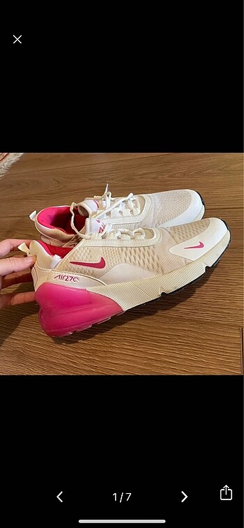 39 Beden Nike Air 270